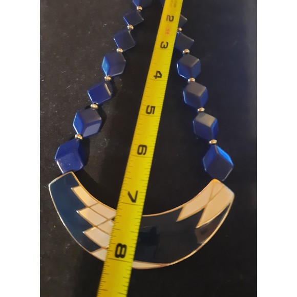 Trifari Signed 1970's Vintage Statement Necklace - Picture 8 of 9